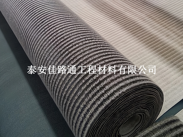 膨潤土防水毯搭接細節(jié)技巧:打造無縫防水屏障 膨潤土防水毯搭接細節(jié)技巧:打造無縫防水屏障