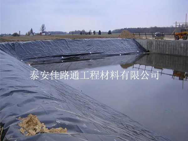 水產養(yǎng)殖防滲膜施工影響因素探析 水產養(yǎng)殖防滲膜施工影響因素探析